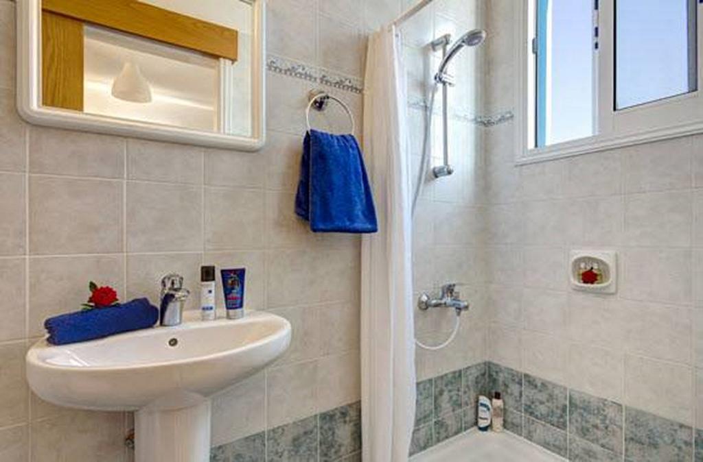Philippos Paphos Villas - Villa 3 외부 사진