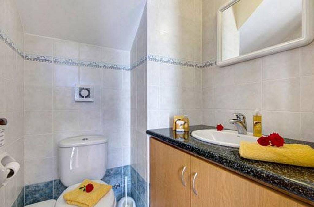 Philippos Paphos Villas - Villa 3 외부 사진