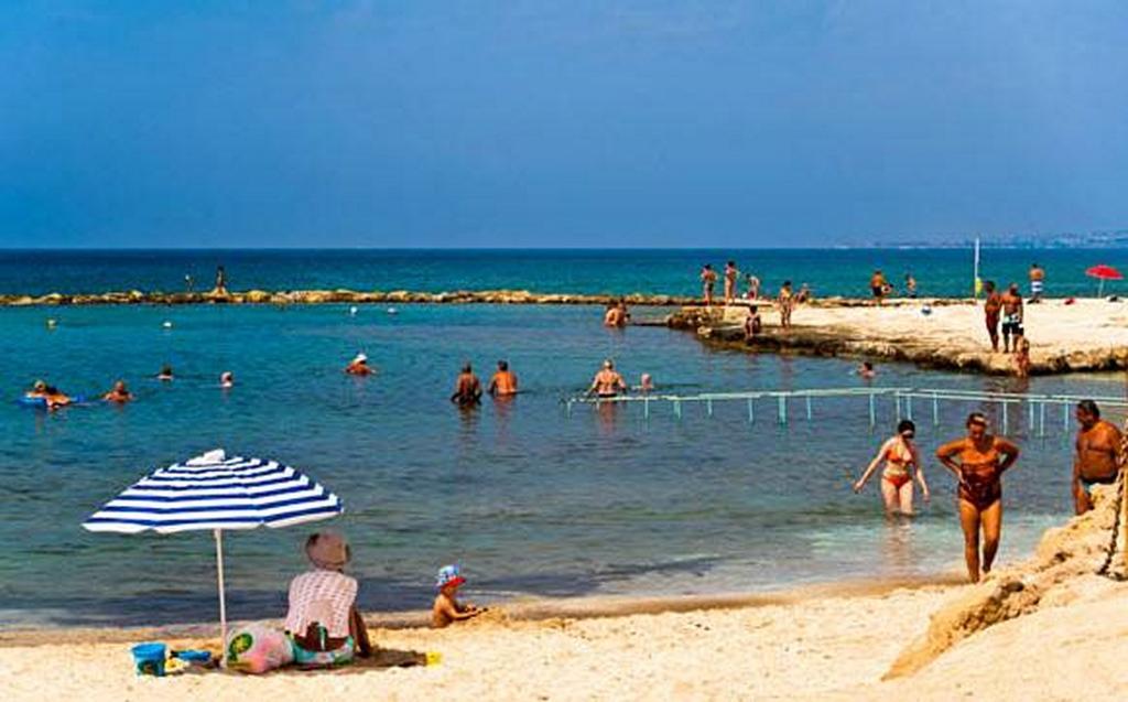 Philippos Paphos Villas - Villa 3 외부 사진