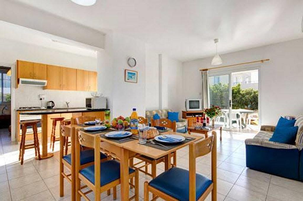 Philippos Paphos Villas - Villa 3 외부 사진